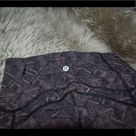 Lululemon Sole Training Short (6") - Picture 8 of 9